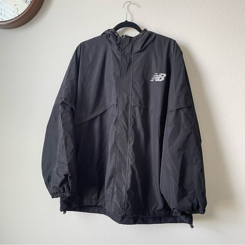 New Balance Jacket Size 2x Black Water Resistant Hooded Side Pockets